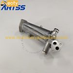 4D31 Engine Oil Cooler Cover ME014779 for Mitsubishi Excavator Engine Parts product image 3