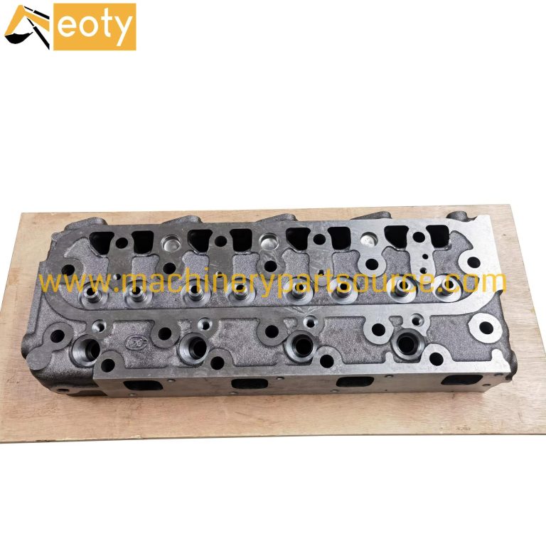 Kubota V1305 Diesel Engine Cylinder Head 16032-03040 16060-03042